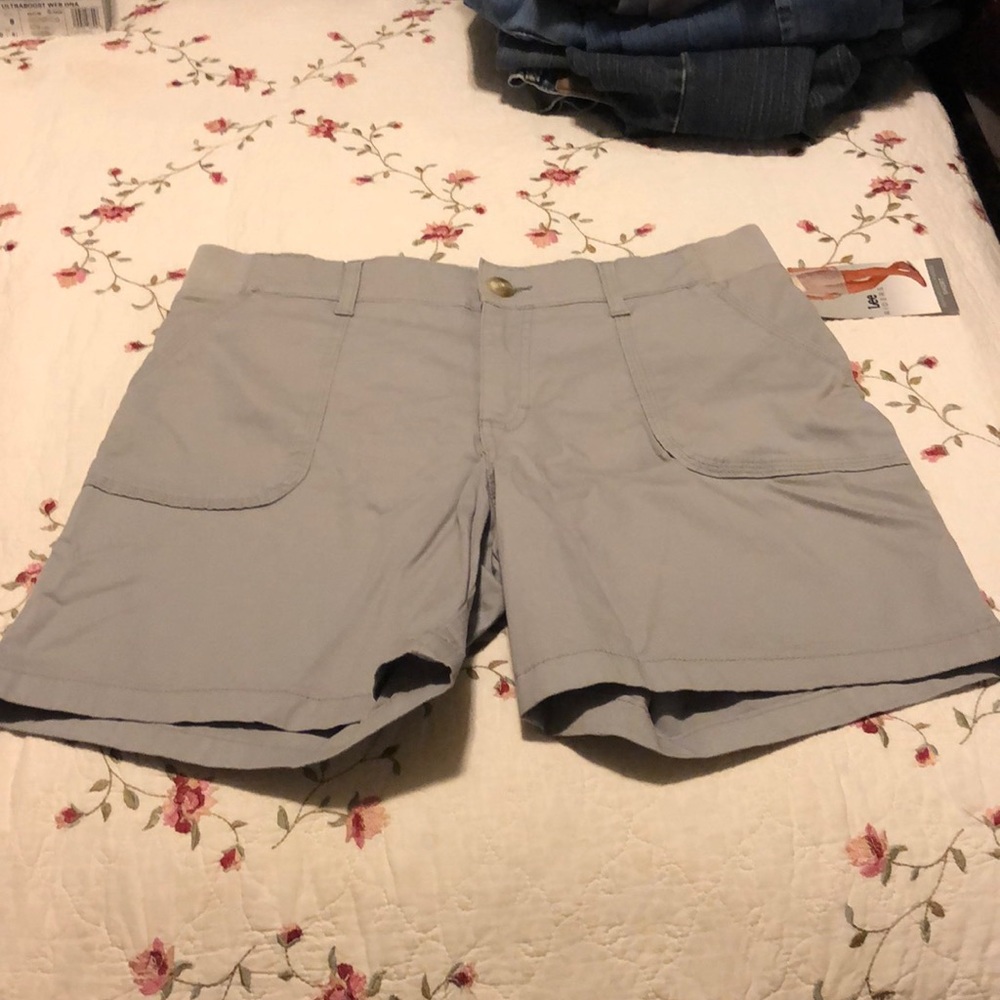 Women’s Lee shorts NWT